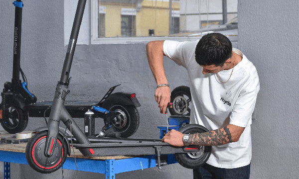 ¿Por qué comprar un patinete o una bicicleta eléctrica reacondicionados